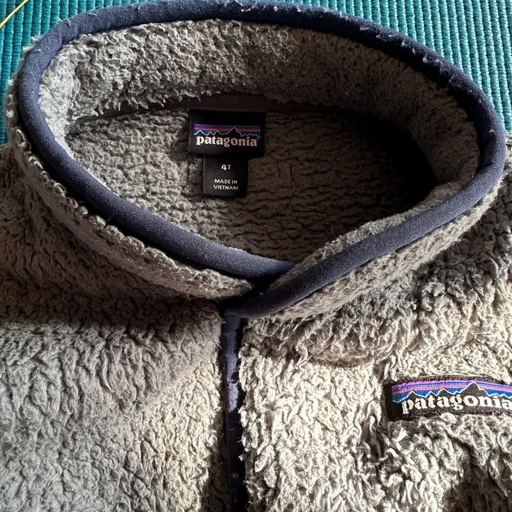 Patagonia Toddler 4T Sherpa Fleece Snap Front Jacket Gray Navy Blue 3 in 1 Liner - Picture 5 of 6